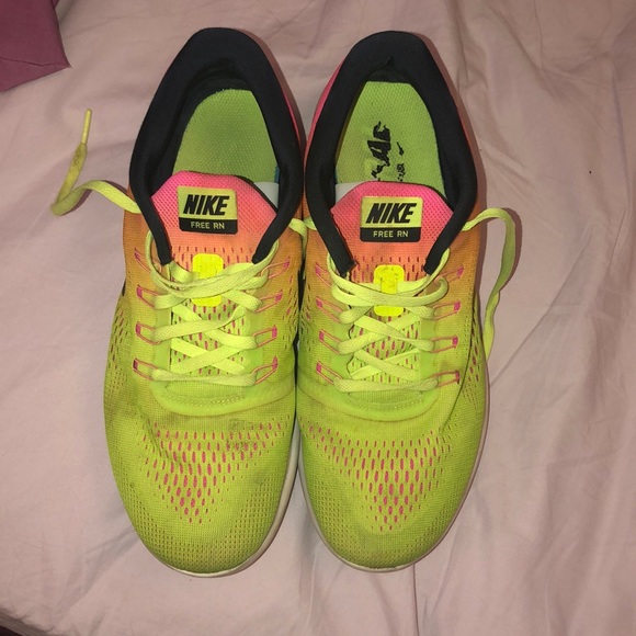 Nike Sneakers - Picture 3 of 6